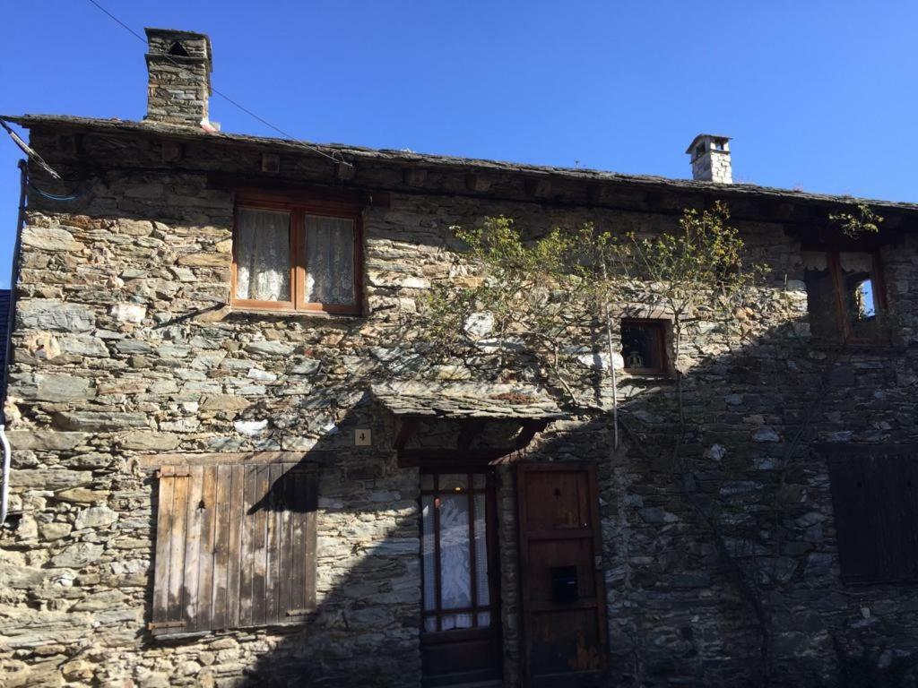 克拉尔夫斯Casa De La Font De Dalt别墅 外观 照片